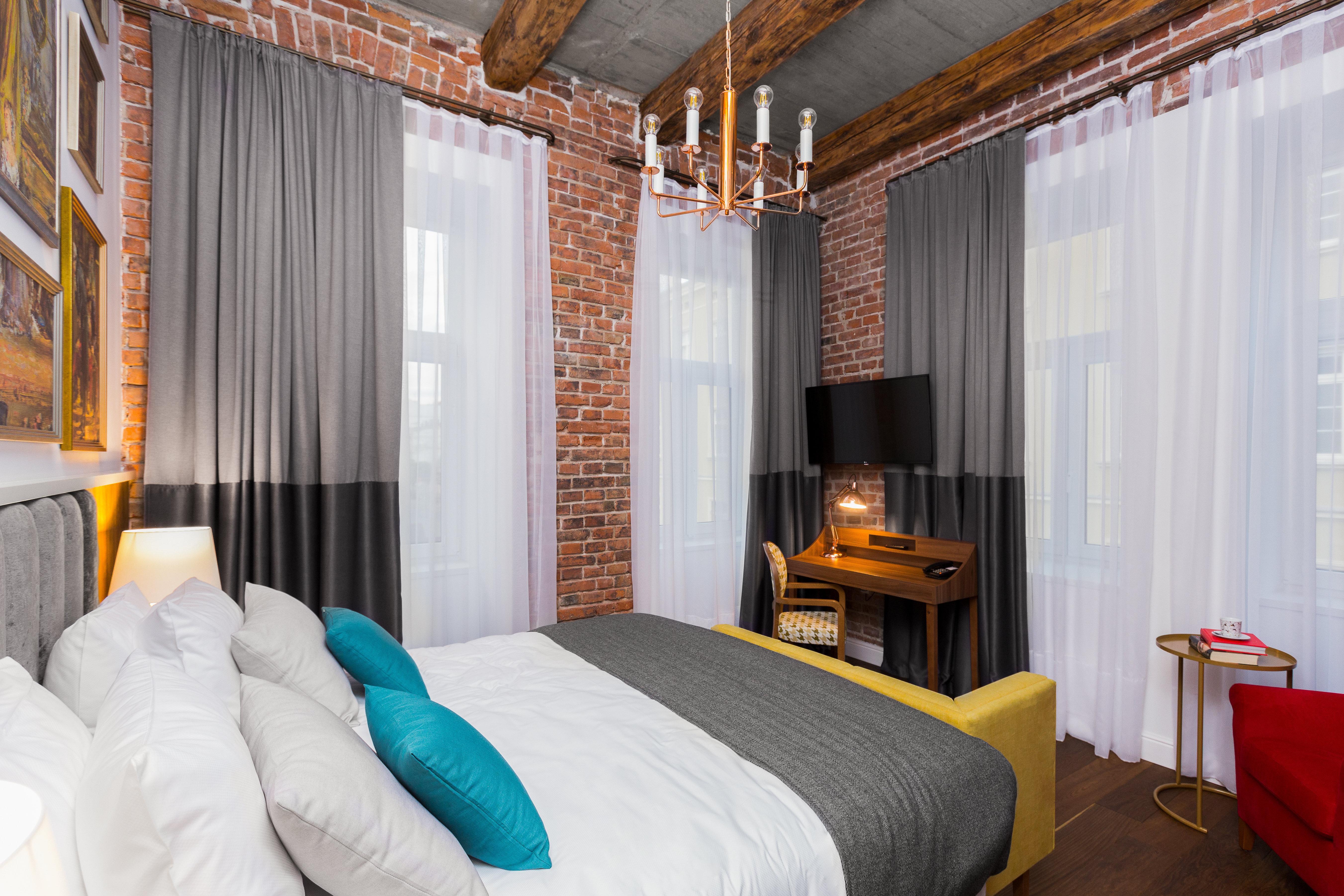 Hotel Indigo - Old Town 4*